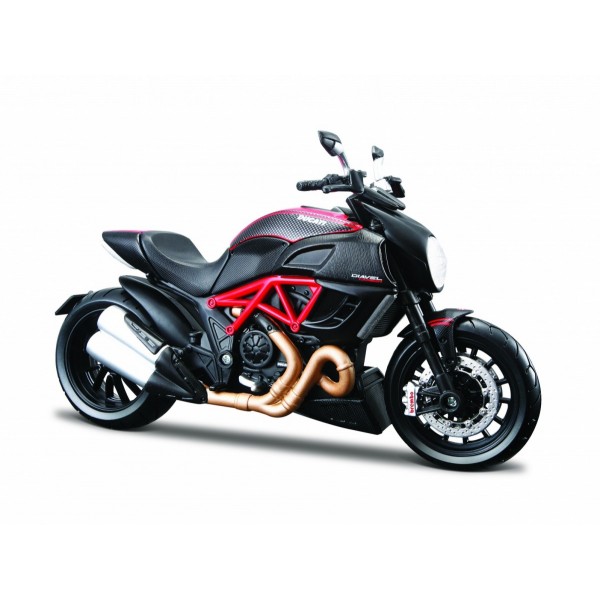 Motocykl Ducati Diavel Carbon 1/12