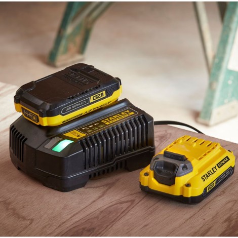 Stanley | 18V V20 4A Fast Charger | SFMCB14-QW