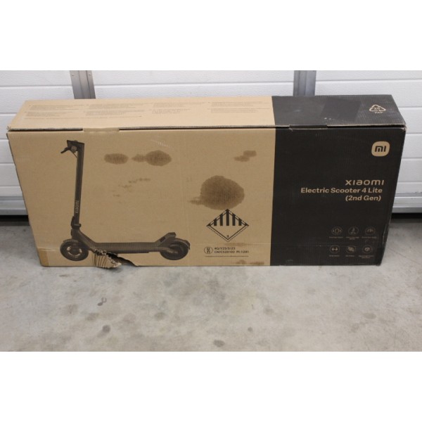 SALE OUT. Xiaomi Electric Scooter 4 ...