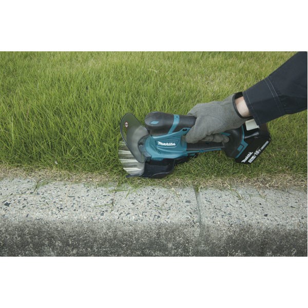 Makita DUM604ZX cordless grass shear 16 ...