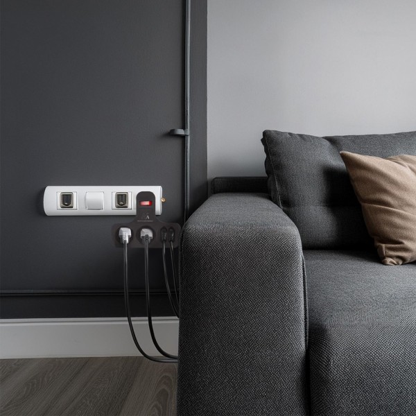 Maclean Current Socket, Quadruple with Switch, ...