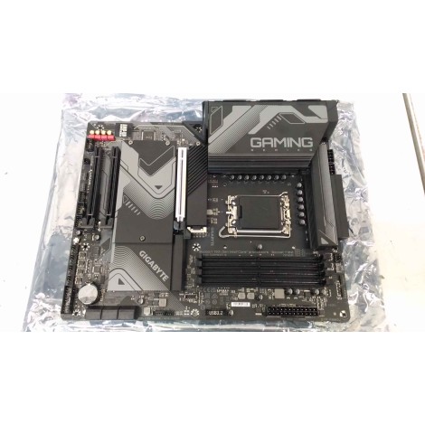 SALE OUT. GIGABYTE Z790 GAMING X 1.0 M/B | Gigabyte Z790 GAMING X 1.0 M/B | Processor family Intel | Processor socket  LGA1700 | DDR5 DIMM | Memory slots 4 | Supported hard disk drive interfaces 	SATA, M.2 | Number of SATA connectors 6 | Chipset Intel Z79