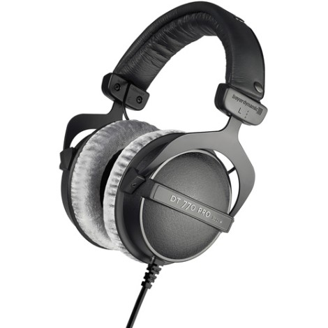 Beyerdynamic | Reference headphones | DT 770 PRO | Wired | On-Ear | Black