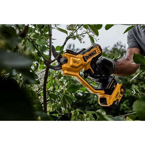 PRUNING SHEAR DCMPP568N DEWALT