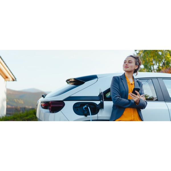 Qoltec Mobile charger for electric cars ...