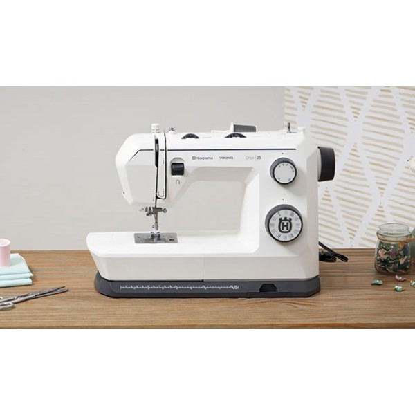Husqvarna Onyx 25 sewing machine