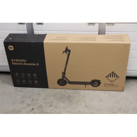 SALE OUT. Xiaomi Electric Scooter 4 EU | Xiaomi | 3 month(s) | USED AS DEMO, MISSING AIR HOSE