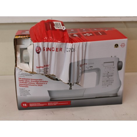 SALE OUT. Singer C7205 Computerised Sewing Machine, White | Singer Sewing Machine | C7205 | Number of stitches 200 | Number of buttonholes 8 | White | DAMAGED PACKAGING