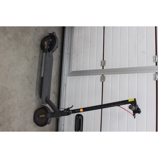 SALE OUT. Xiaomi Mi Electric Scooter ...