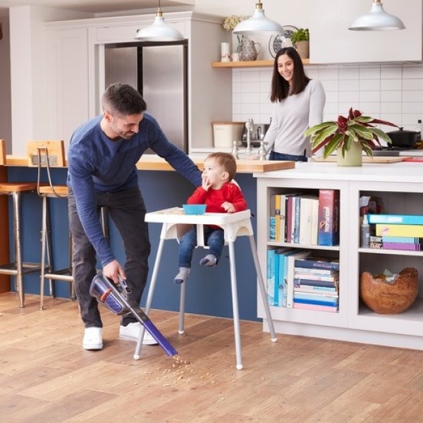 Black & Decker BHHV520BFP handheld vacuum ...