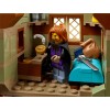 LEGO ICONS 10332 Medieval Town Square