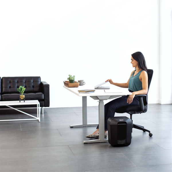 Fellowes Powershred LX45 paper shredder Cross ...