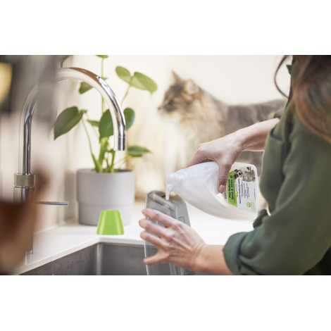 Bissell | PET Spot and Stain Portable Carpet Cleaning Solution | 2000 ml