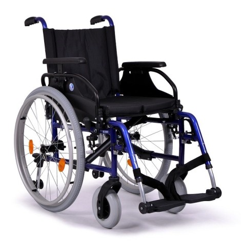 Light alloy wheelchair - model D200 seat width. 50